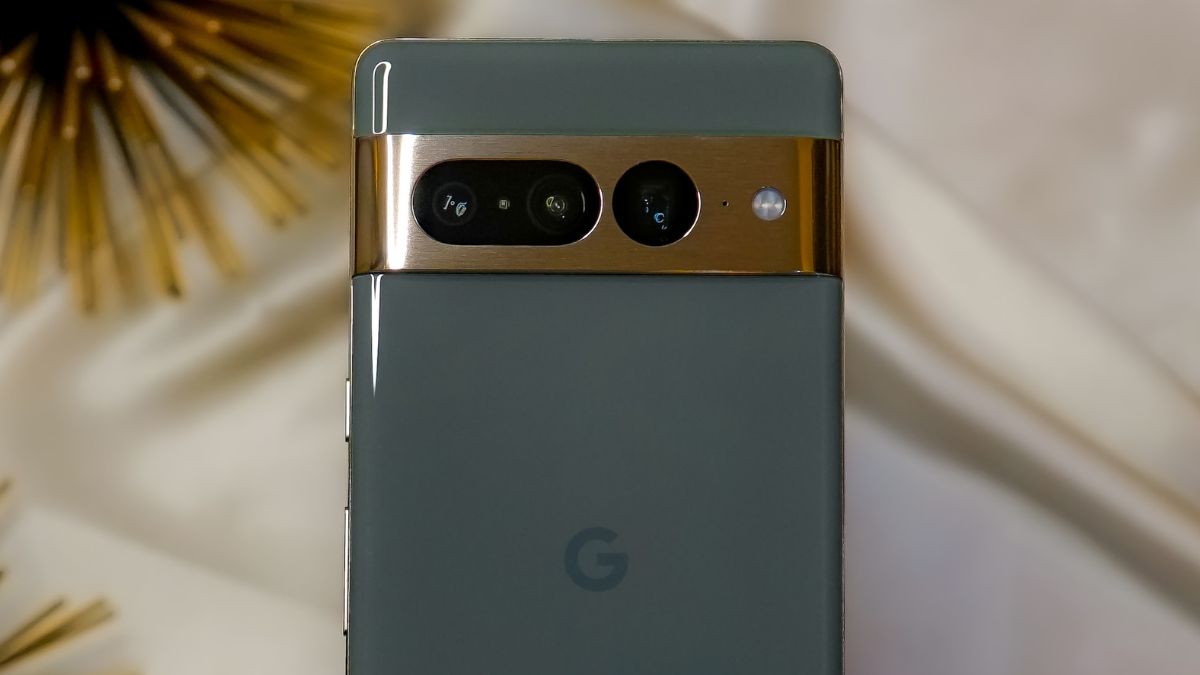 android-15-battery-heath-check-your-wish-to-check-battery-status-on-your-smartphone-may-be-fulfilled-next-year