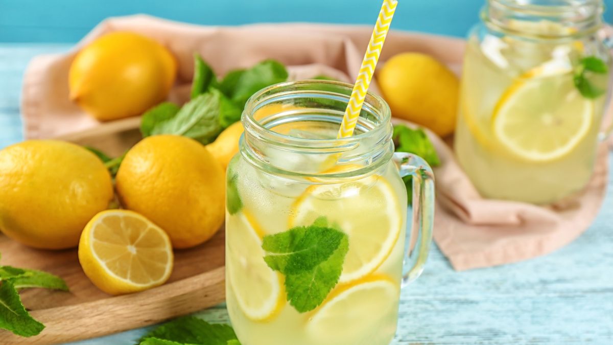 Lose Fat Naturally With These 5 Powerful Fat-Burning Lemon Drink Recipes