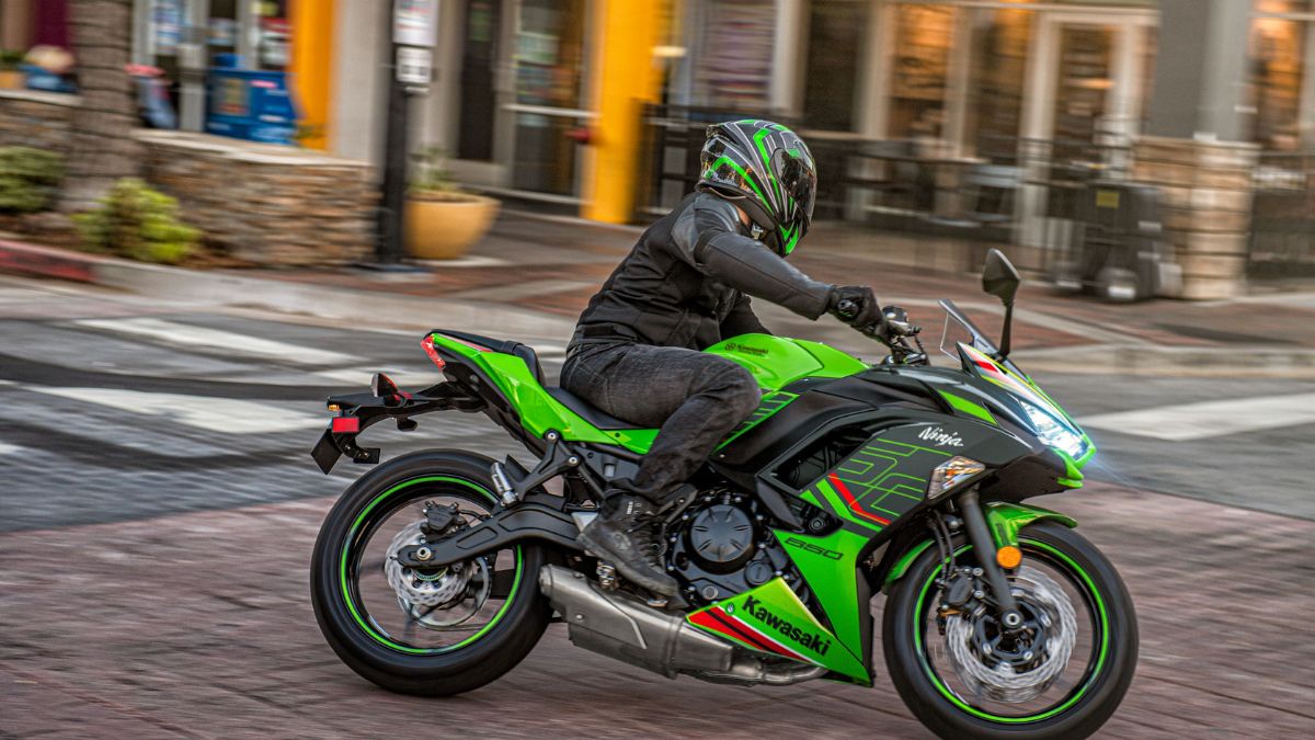 Kawasaki India Offering Massive Discounts Of Up To Rs 60,000 On Select