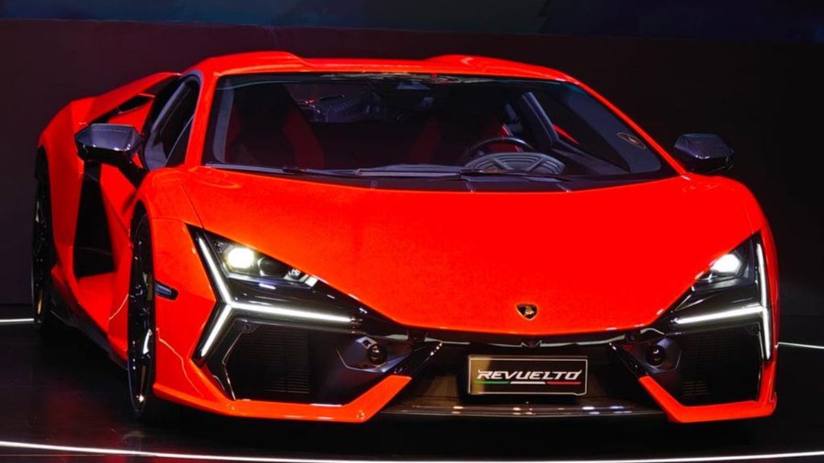 lamborghini-revuelto-firstever-hybrid-lambo-launched-in-india-at-whopping-rs-89-cr-watch-video