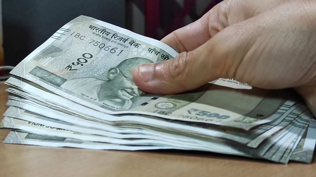 5-astrological-tips-to-improve-the-flow-of-money-and-attract-wealth