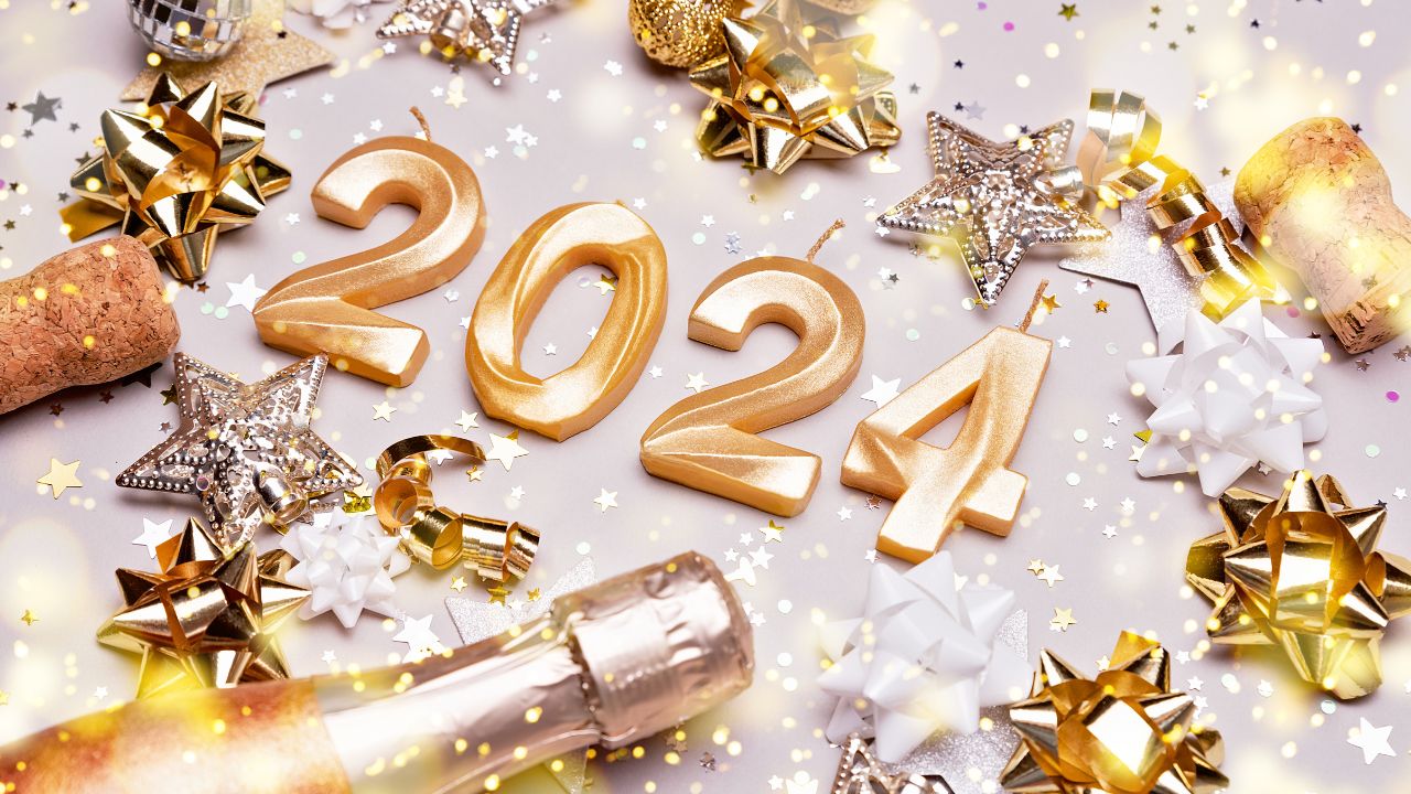 new-year-2024-9-amazing-resolution-ideas-for-college-students