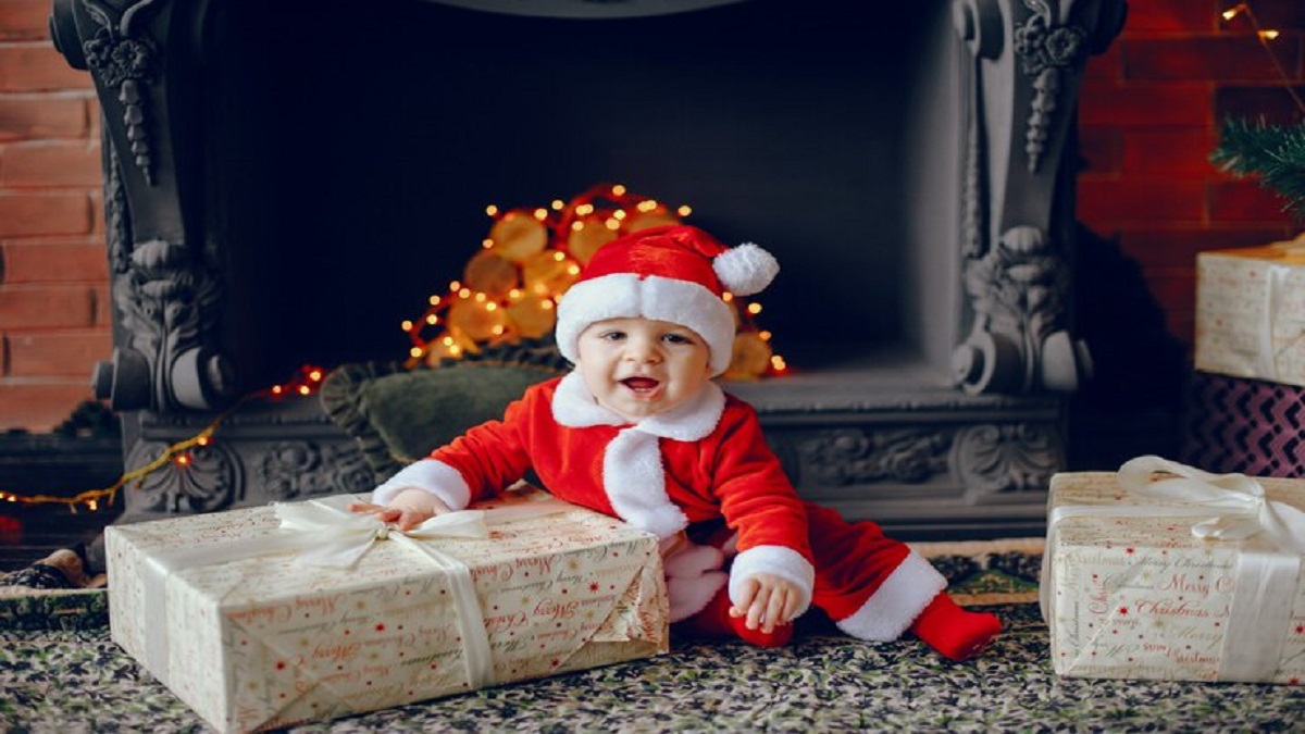 Buy KaloryWee Baby Boy Girl Christmas Dress Up Costume, 4PCS Toddler Infant  Baby Christmas Santa Cosplay Tops + Pants + Hat + Socks Costume Outfit Set  Online at desertcartINDIA