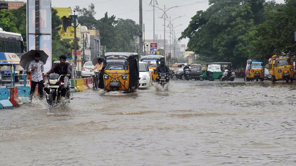 Heavy Rains Lash Southern Tamil Nadu, IMD Issues Warning Of Cyclonic Winds