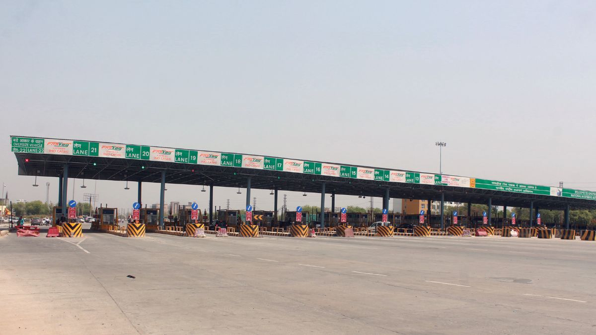 Fake Toll Plaza On Gujarat Highway Went Unnoticed By Govt Officials
