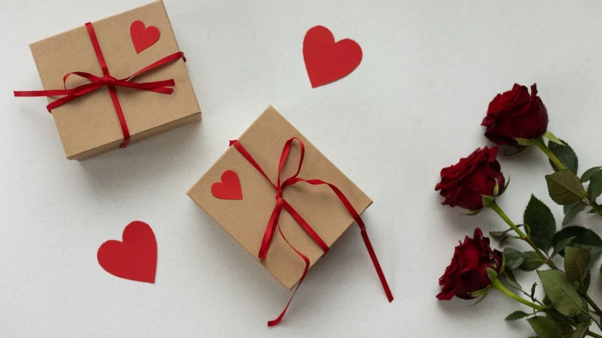 Make Your Own Valentine Hamper - Wife/Girlfriend - Gifts By Rashi