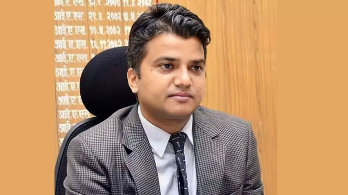 IAS Manish Verma Appointed New DM Of Gautam Buddh Nagar; Key Things To ...