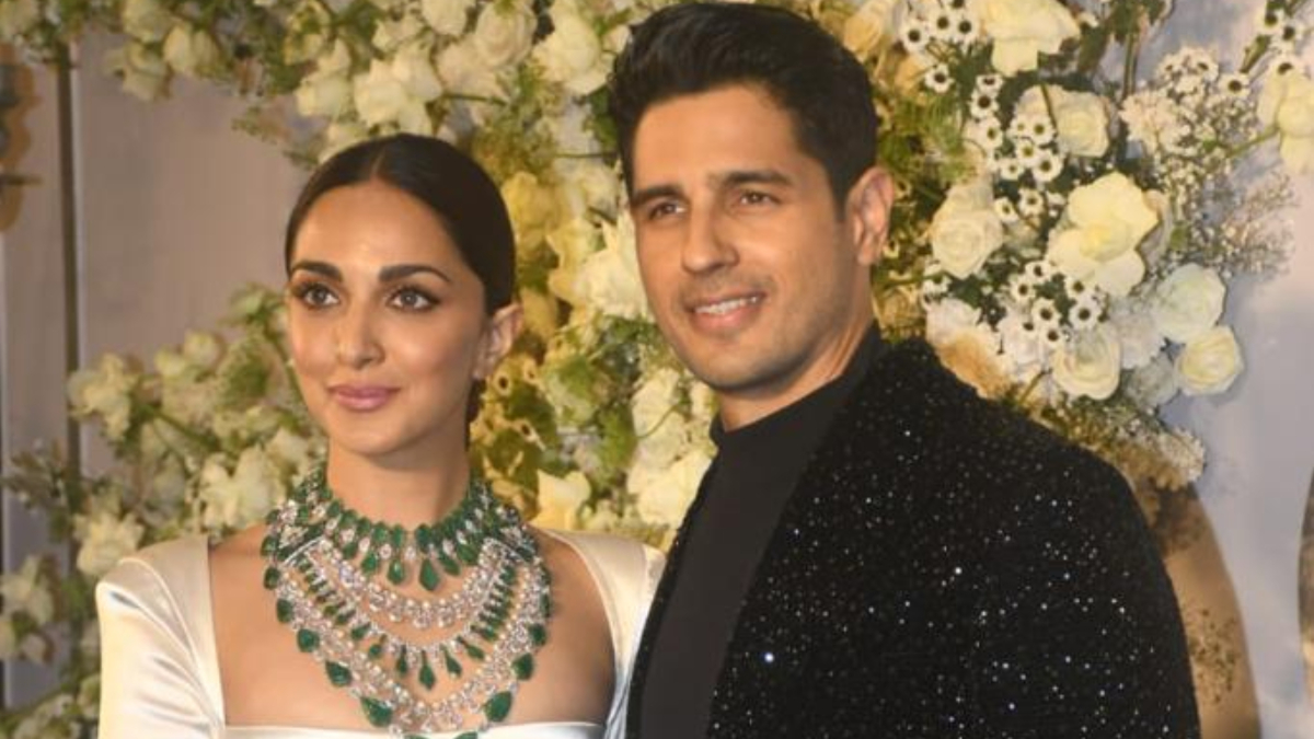 Bollywood News: Sidharth Malhotra And Kiara Advani Host Reception, MC ...