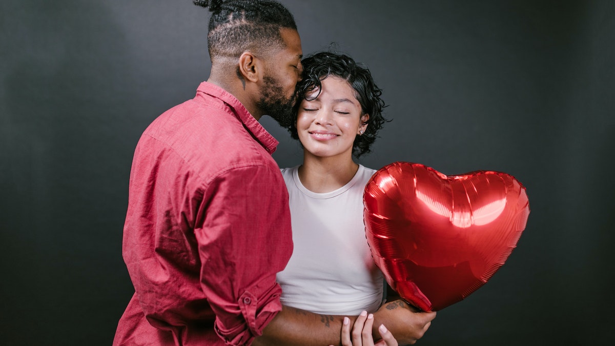 Valentine Day Gift Ideas For Boyfriend | Kalpa Florist