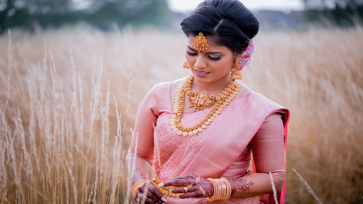 Latest Wedding Saree Designs for Bride in 2023 - Mompreneur Circle