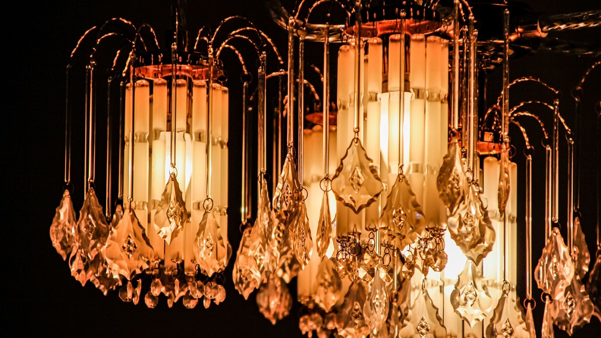 HD wallpaper clear glass chandelier lamp las vegas united states  crystal  Wallpaper Flare