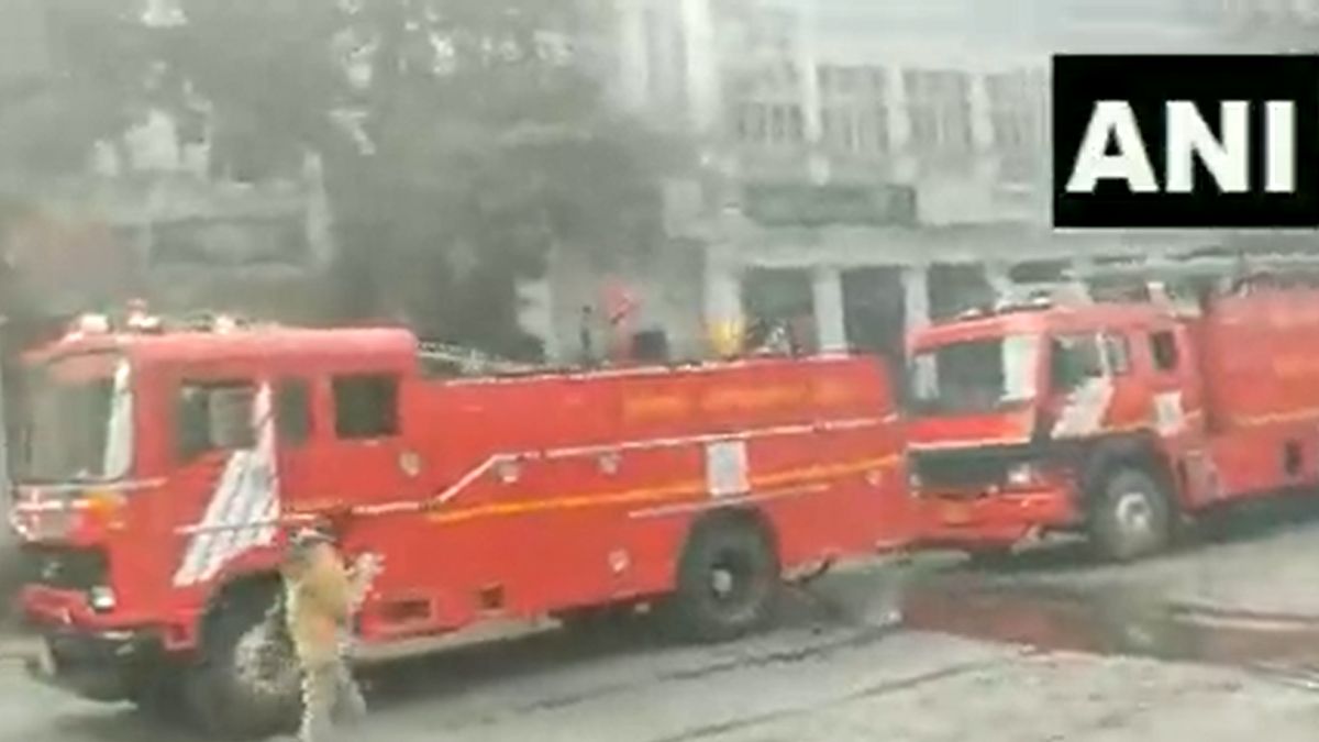 Fire Breaks Out In Hotel At Delhi’s Connaught Place; Fire Tenders Rushed To Spot