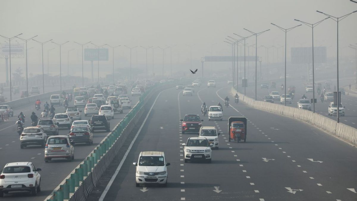 Delhi AQI Plunges To 'Severe' Category As Dense Fog Shrouds Parts Of ...