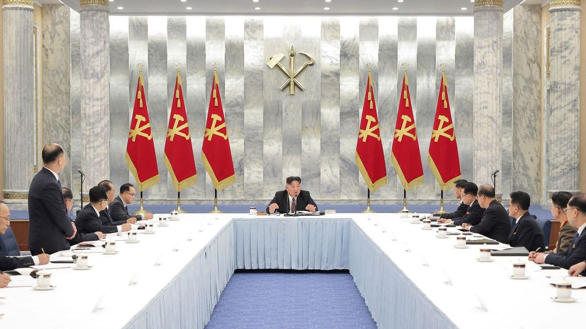 North Korea’s Kim Jong Un Orders New ICBM, Bigger Nuclear Arsenal Amid