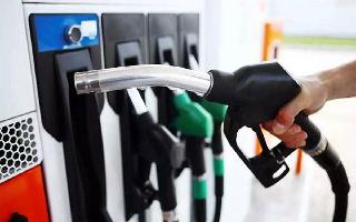 Pakistan Govt Raises Petrol, Diesel Prices By PKR 35 Amid Economic Crisis