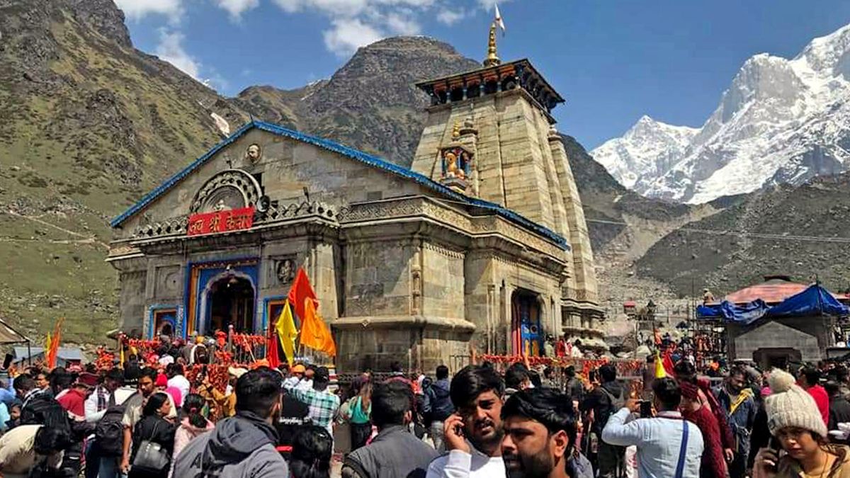 Photography Prohibited Inside Kedarnath Temple Premises After Video Of ...