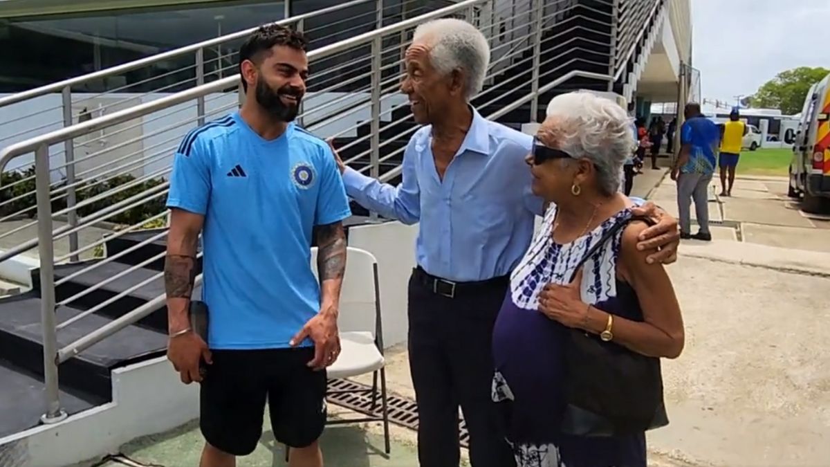 wi-vs-ind-rohit-virat-shubman-among-others-meet-sir-garfield-sobers-in-barbados-watch