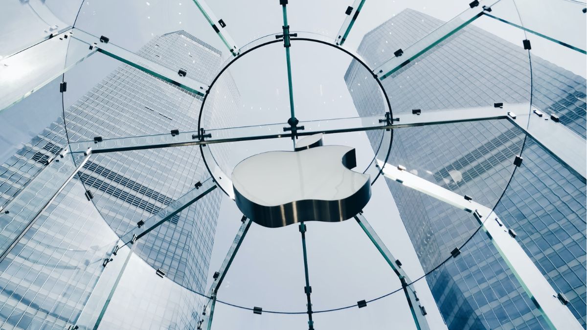 apple-gpt-iphone-maker-is-testing-in-house-ai-chatbot-to-take-on-openai-chatgpt-google-bard-latest-updates-news