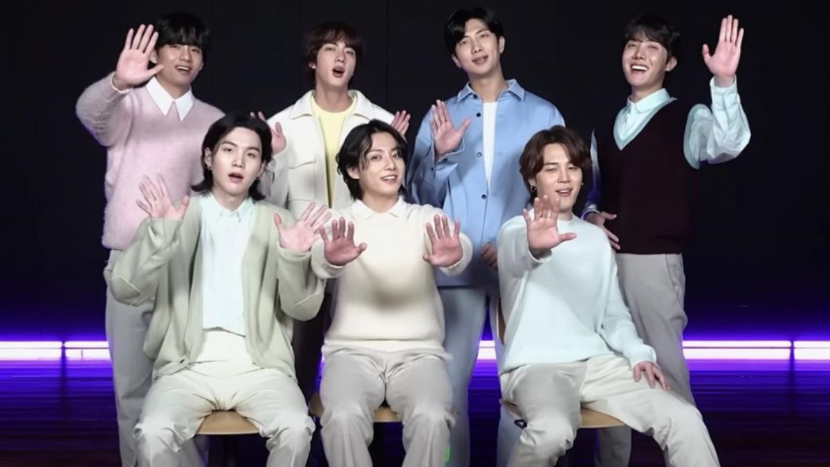 bts-memoir-beyond-the-story-reveals-foreign-artists-actions-towards-the-group-and-who-stood-out-as-an-exception