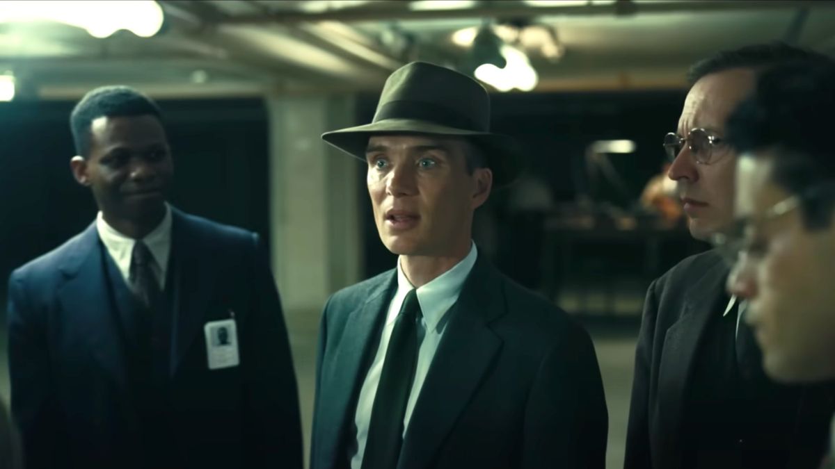 christopher-nolan-one-of-the-biggest-hollywood-directors-focused-on-making-film-on-oppenheimer-know-what-makes-the-personality-so-special