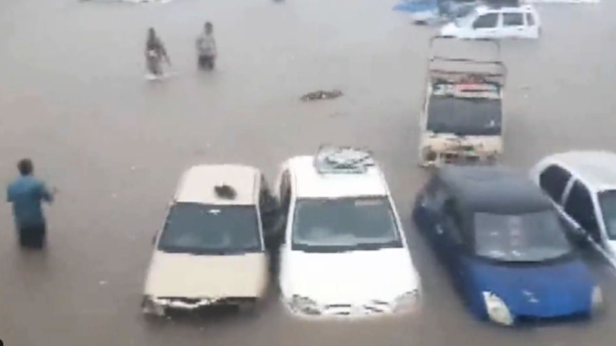 Gujarat Weather Updates: Cars Submerged In Water As Heavy Rain Batters 