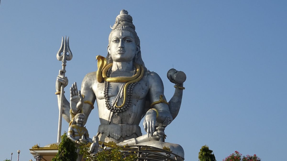 Sawan 2023: Know Meanings Behind The Symbols Of Lord Shiva | Crescent ...