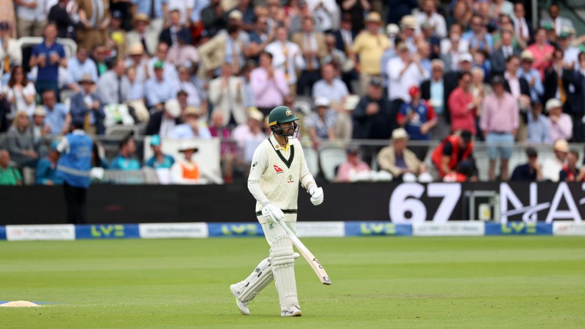 ENG vs AUS 2nd Test Nathan Lyon's Brave Walk To Field Applauded By