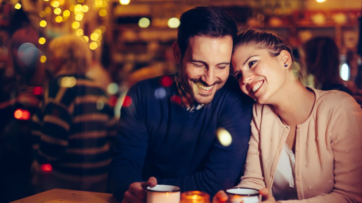 love-life-tips-romantic-date-ideas-for-cozy-monsoon-evenings-with-your-partner