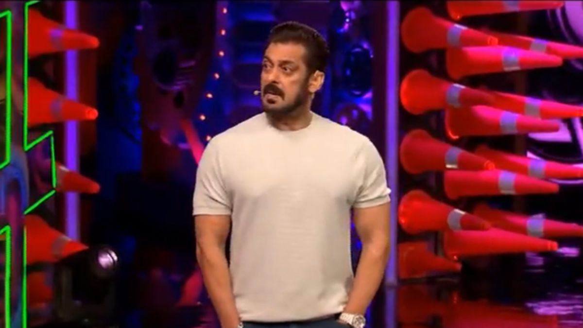 Bigg Boss Ott 2 Salman Khan Slams Akanksha Puri And Jad Hadid Over Viral ‘kiss Task On Show