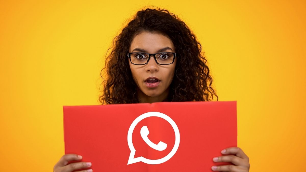 whatsapp-fake-news-fact-check-reality-behind-red-ticks-on-whatsapp-government-refutes-reports-of-monitoring-chats-forward-messages