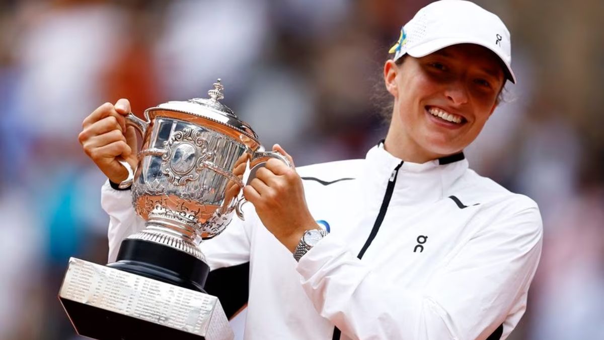 Iga Swiatek Reigns Supreme At French Open By Quelling Karolina Muchova