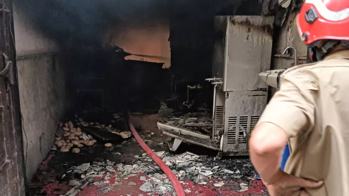 Delhi Major Fire Breaks Out At Madarsa In Jagatpur; 17 Fire Tenders At