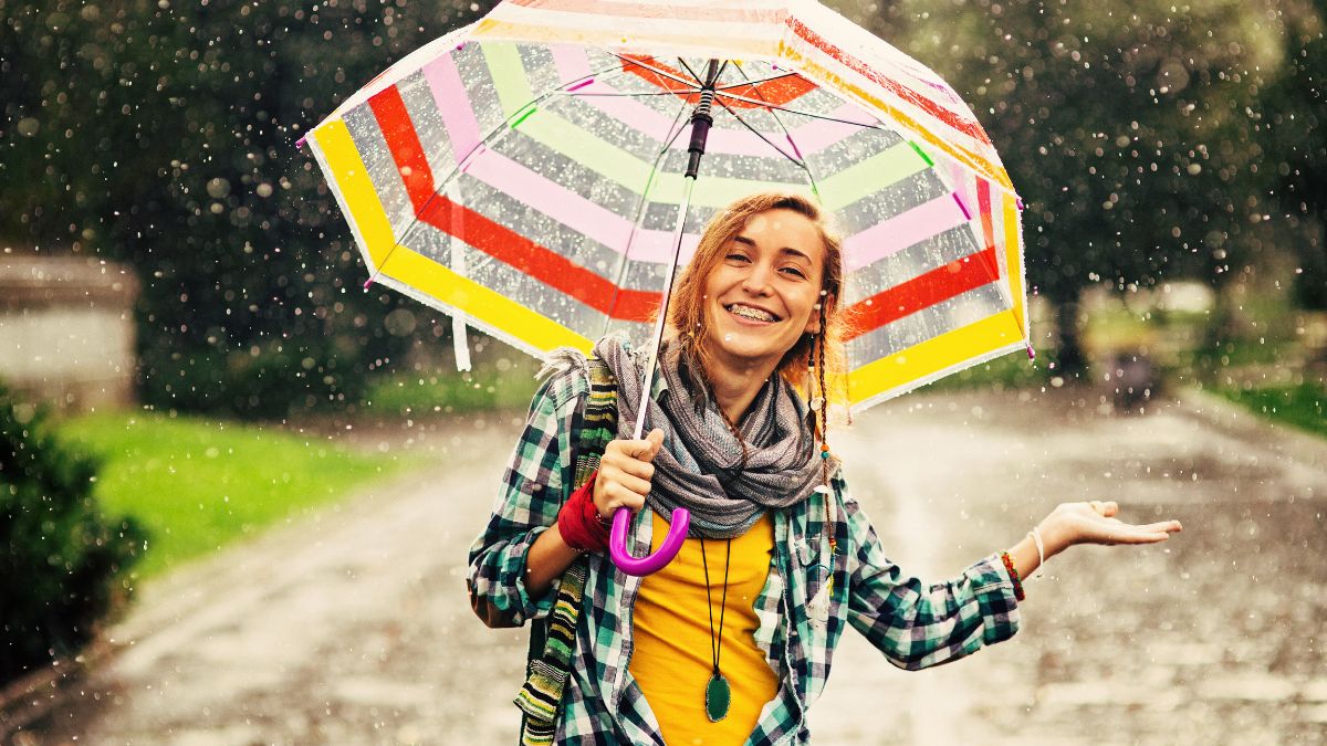 Monsoon Travel Preparations: 5 Things To Keep In Track In This ...