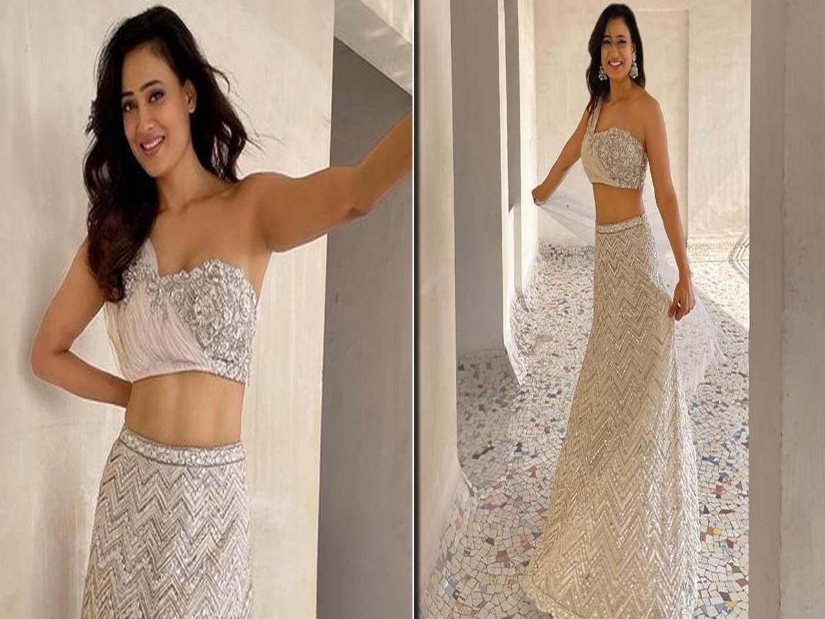 20 Latest Lehenga Blouse Designs For Women To Try In 2023