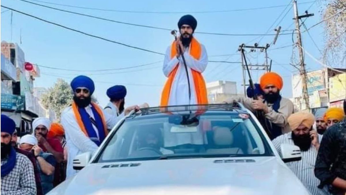 amritpal-singh-used-drug-dealer-mercedes-suv-to-escape-punjab-police