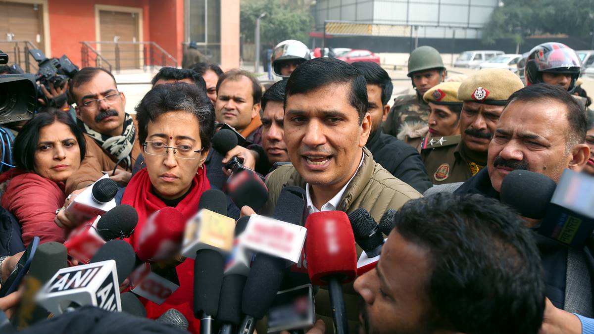 Atishi Saurabh Bhardwaj To Take Oath As Delhi Cabinet Ministers On March 9 1009