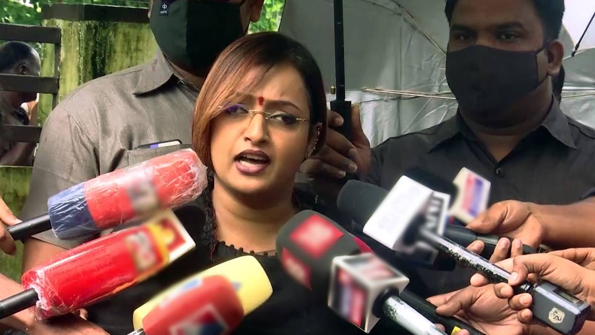 gold-smuggling-case-swapna-suresh-alleges-death-threat-says-asked-to-hand-over-evidence-against-kerala-cm