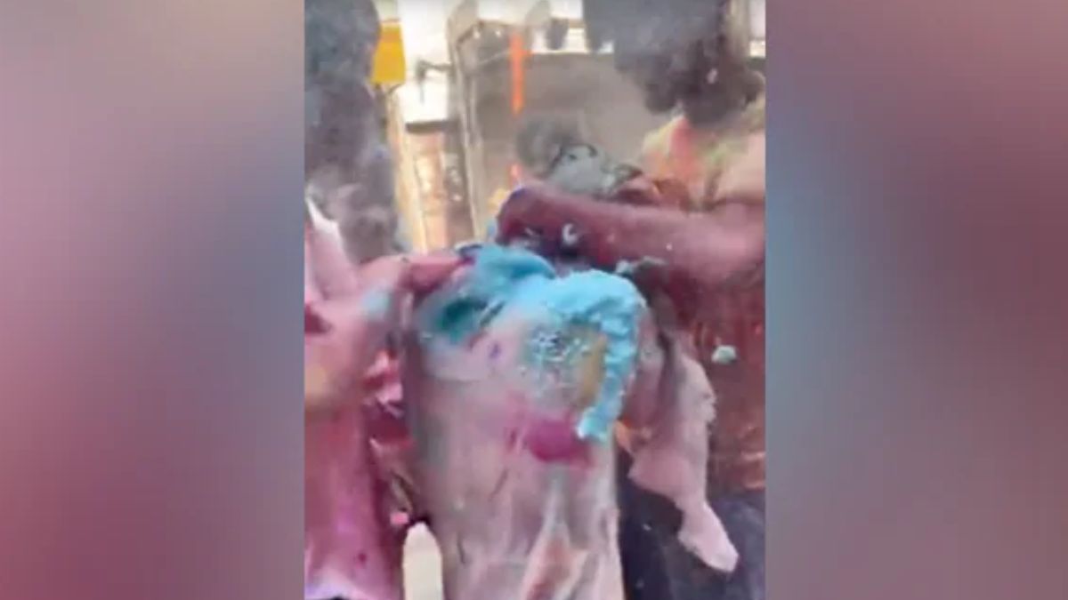 japanese-woman-tweets-on-holi-incident-after-leaving-india-heres-what-she-said