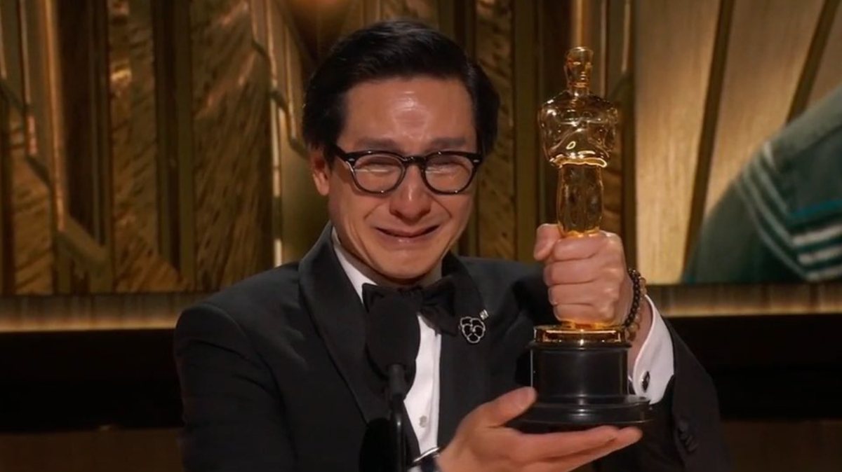 Watch Oscars 2023 Best Supporting Actor Winner Ke Huy Quan Creates