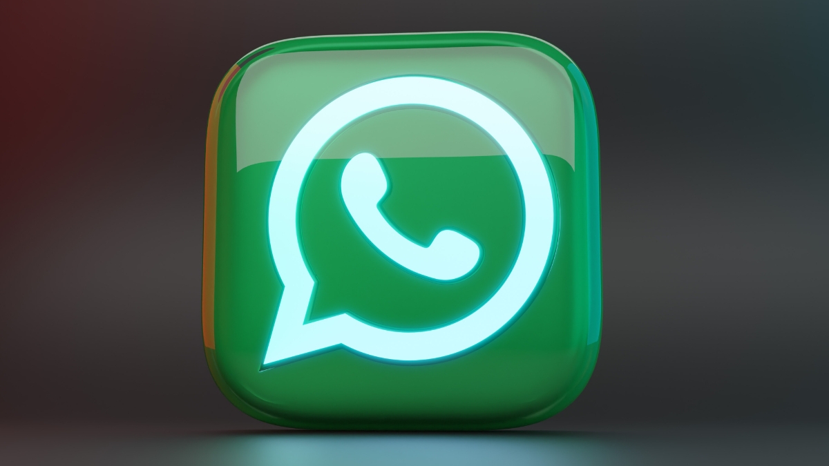 will-be-forced-to-shutdown-services-in-uk-if-parliament-passes-online-safety-bill-whatsapp-head