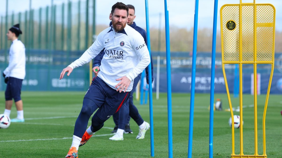 Lionel Messi Set To Join Former Teammates At Saudi Arabia's Al-Hilal, Says  Reports