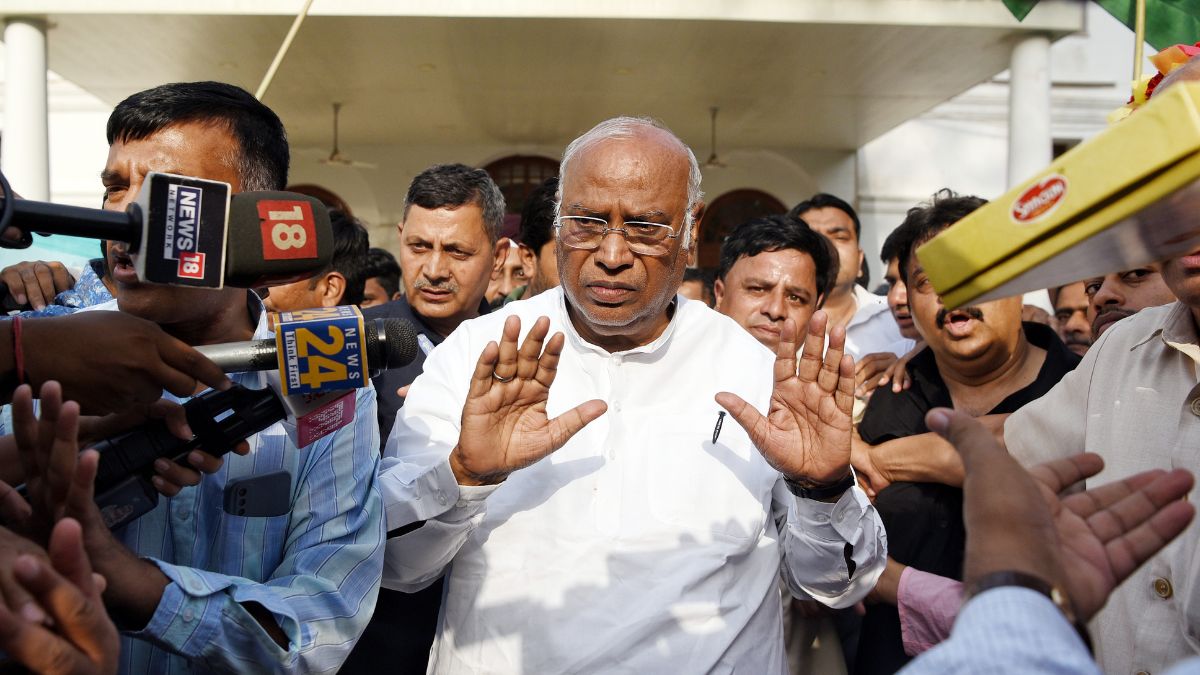 Punjab Court Summons Congress Chief Mallikarjun Kharge In 100-Cr ...