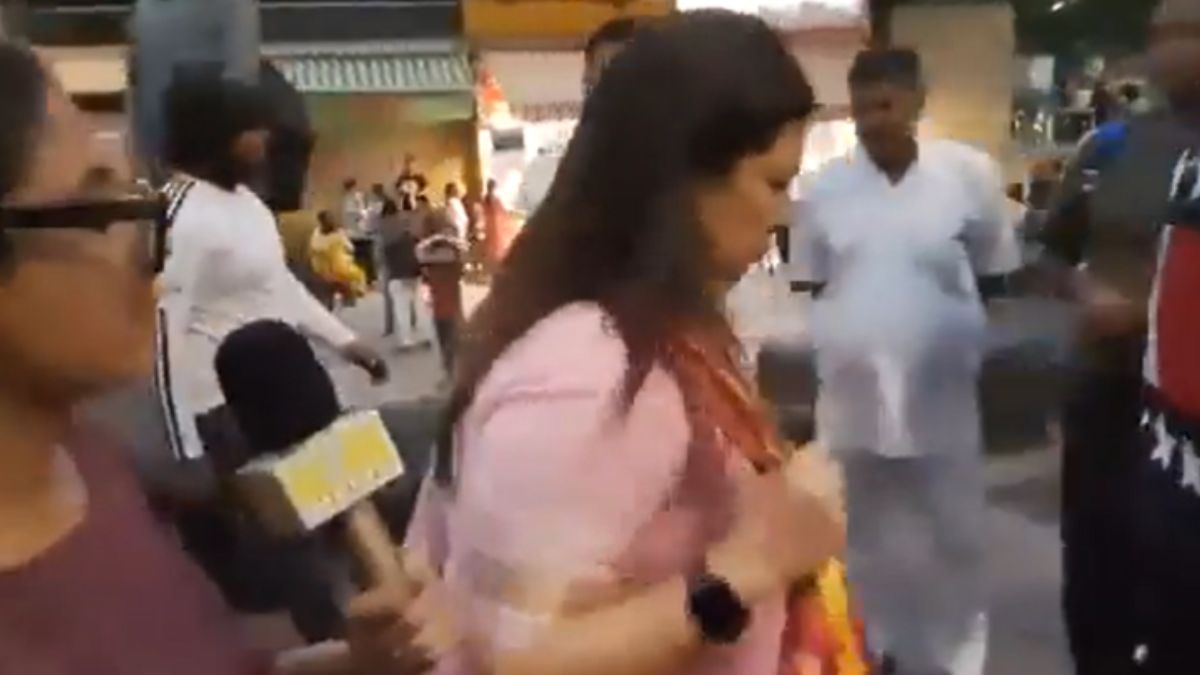 Meenakshi Lekhi Runs After Facing Questions On Wrestlers Protest Congress Reacts Watch