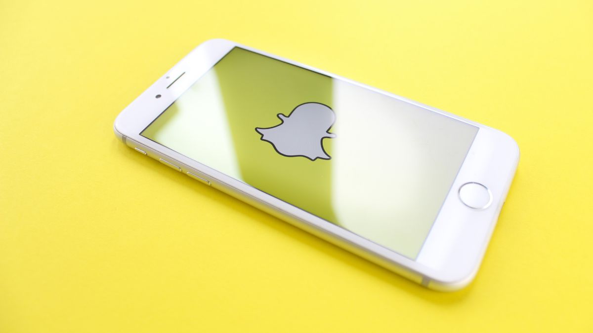 snapchat-crosses-200-million-monthly-active-users-milestone-in-india-to-invest-more-on-customisations