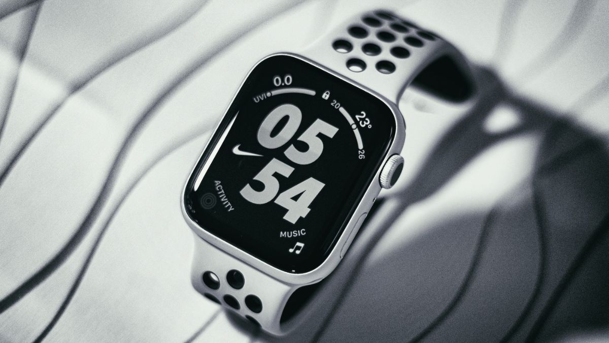 How Apple Watch's Fall Detection Saved Two Lives; Check Steps To Enable