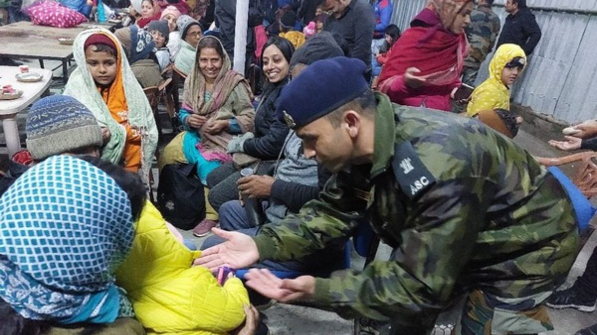 54 Children Among 500 Tourists Rescued By Indian Army From Landslide ...