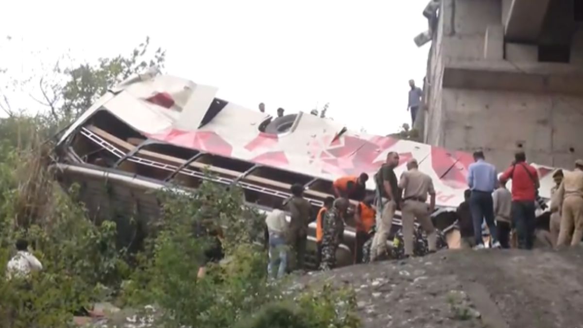 jammu-and-kashmir-bus-accident-news-amritsar-katra-death-injured-damage-report-latest-updates