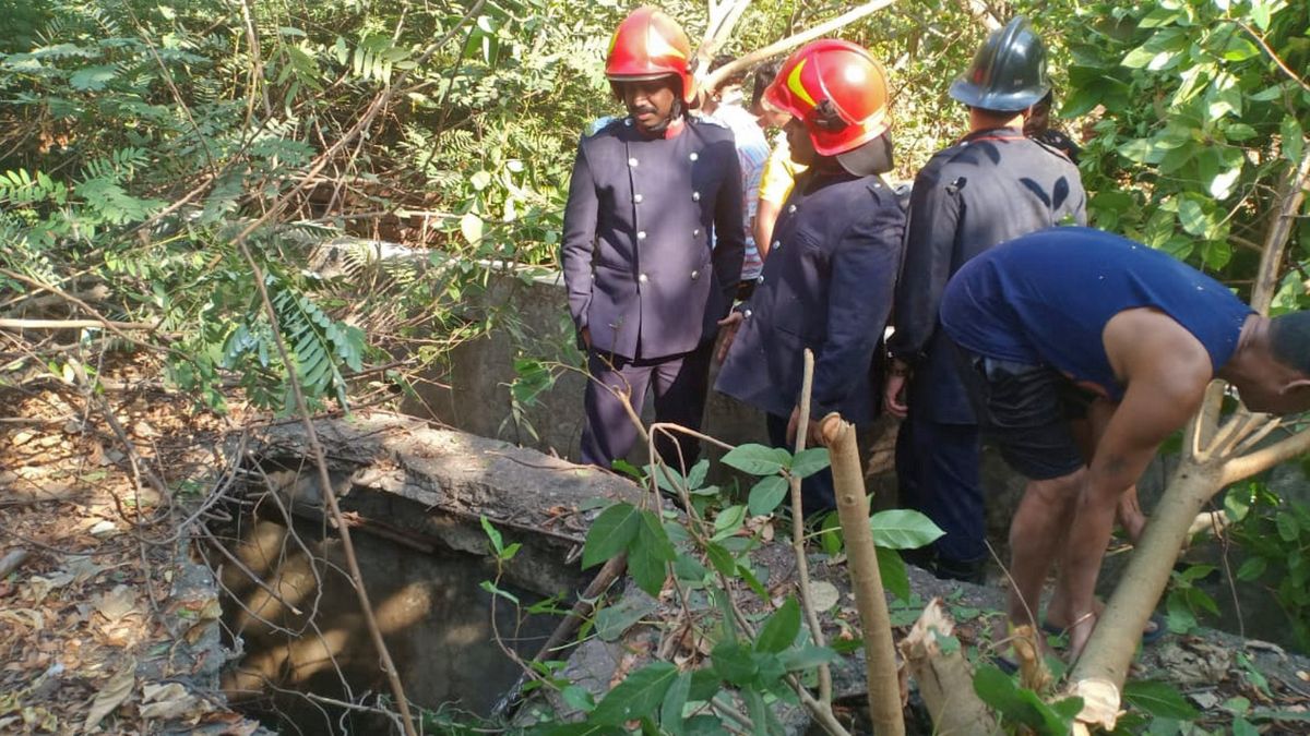 Five Workers Die While Cleaning Septic Tank In Maharashtra's Parbhani 