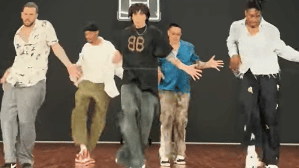 bts-jungkook-punjabi-version-excites-bts-army-kpop-star-dances-to-hit-song-laung-da-lashkara-watch-viral-video