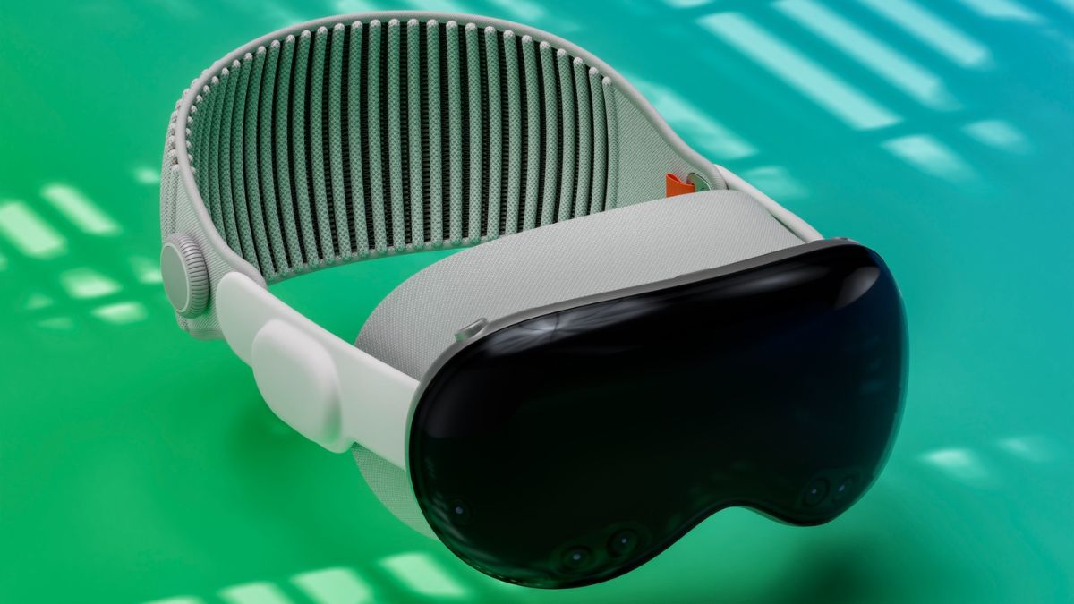 project-alaska-apple-vision-pro-successor-may-offer-dual-micro-oled-screens-dual-rgb-optics-expected-price-launch-date-features-cost